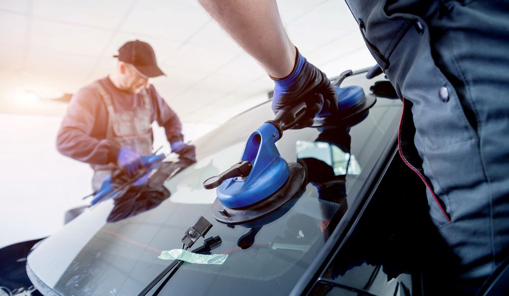 Mobile Windshield Replacement in Las Vegas, From Prep to First Car Wash